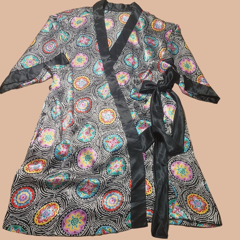 Womens Large Kimono USA Vintage Indulgence Robe Black Multicolor